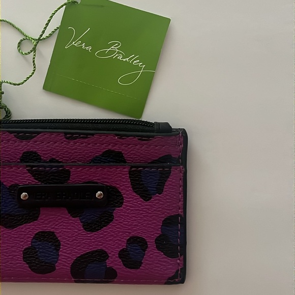 ✨Reduced NWT VERA BRADLEY coin purse or wallet with a keychain attachment - Picture 3 of 9